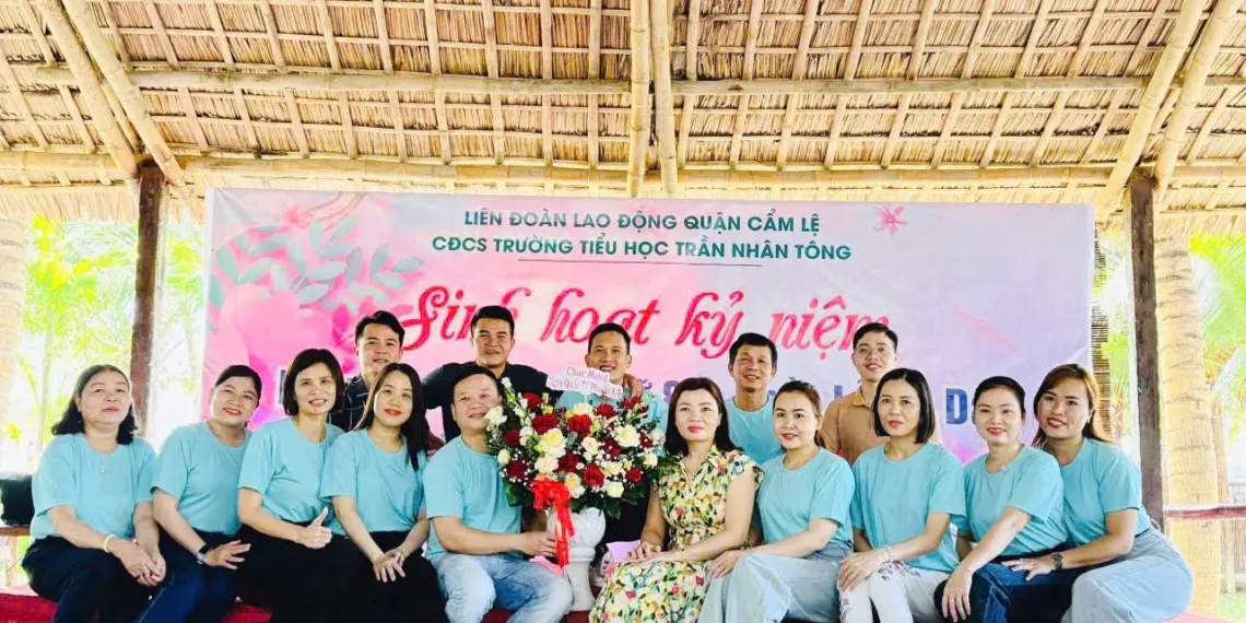 BẢN TIN SINH HOẠT KỶ NIỆM NGÀY 8/3 VÀ 20/3 CỦA TRƯỜNG TH TRẦN NHÂN TÔNG