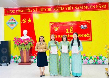 LỄ KẾT NẠP ĐẢNG VIÊN MỚI NĂM 2025